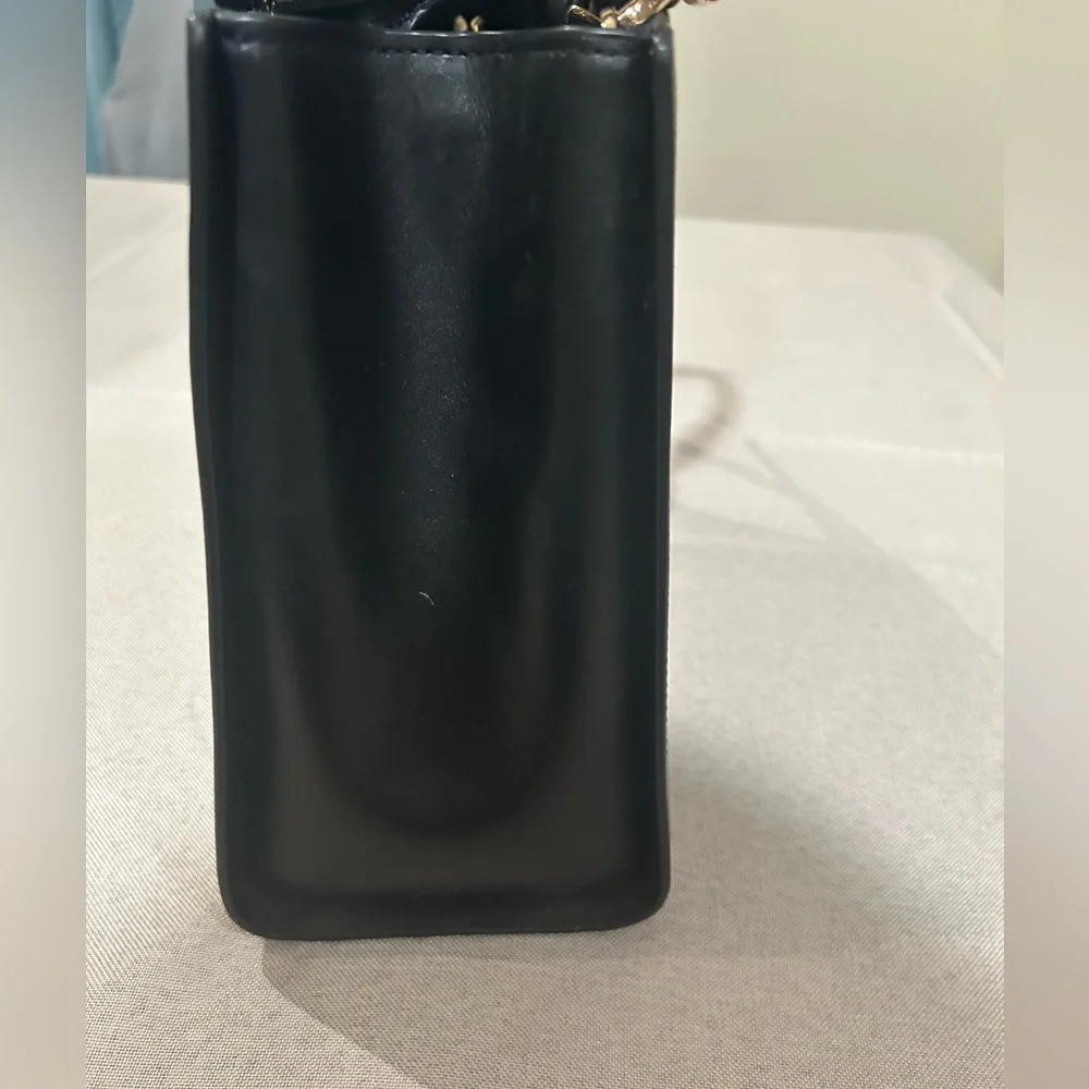 Kate Spade Black Leather handbag - Picture 4 of 8